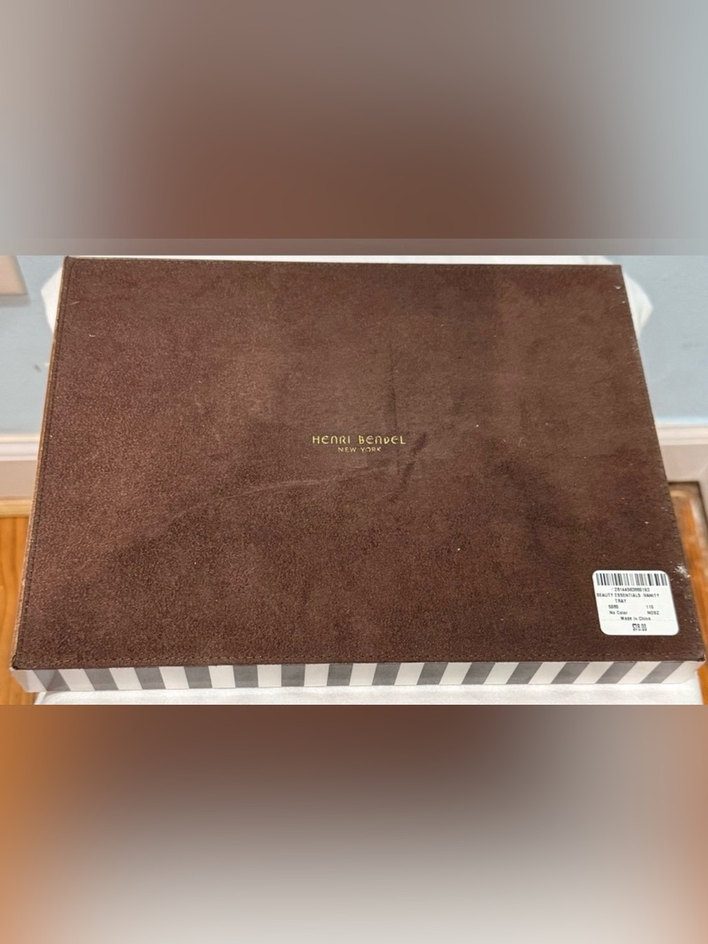 Henri Bendel Illustrated Lacquer Beauty Trinket Tray Catch-All NWT - Picture 4 of 4